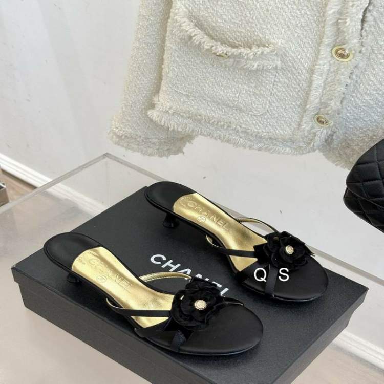 Picture of Chanel Shoes _SKUChanelsz35-40572813.5CMS0603